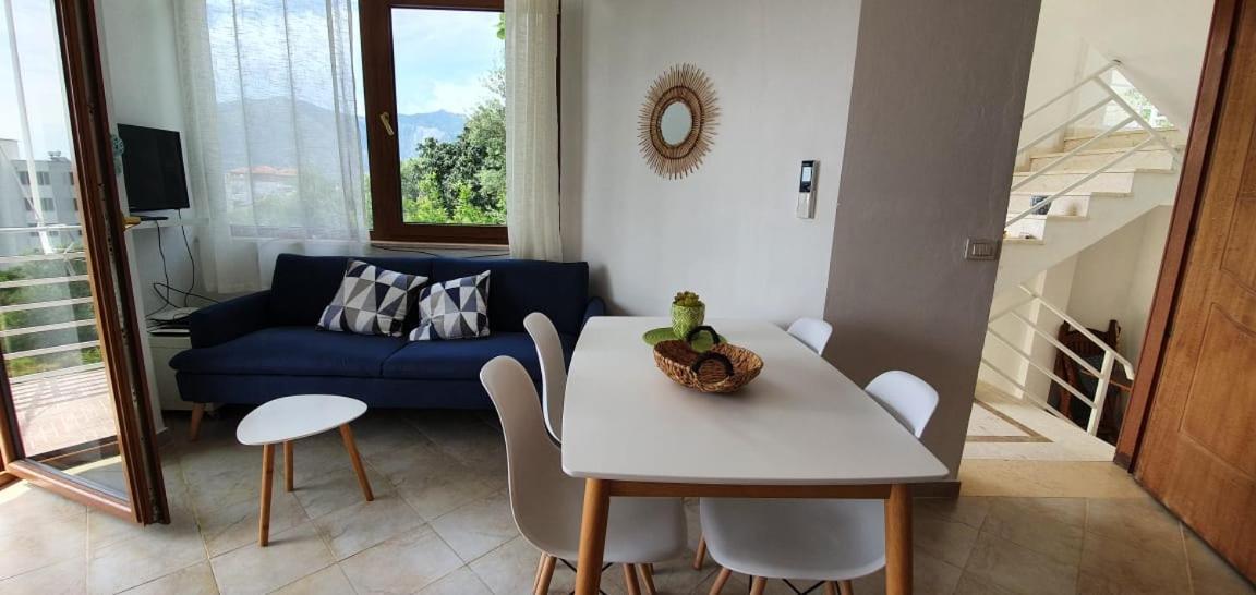 Seaview Apartment Borsh Εξωτερικό φωτογραφία