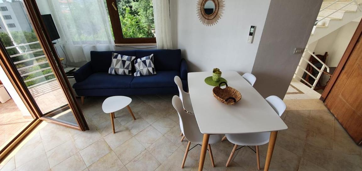 Seaview Apartment Borsh Εξωτερικό φωτογραφία