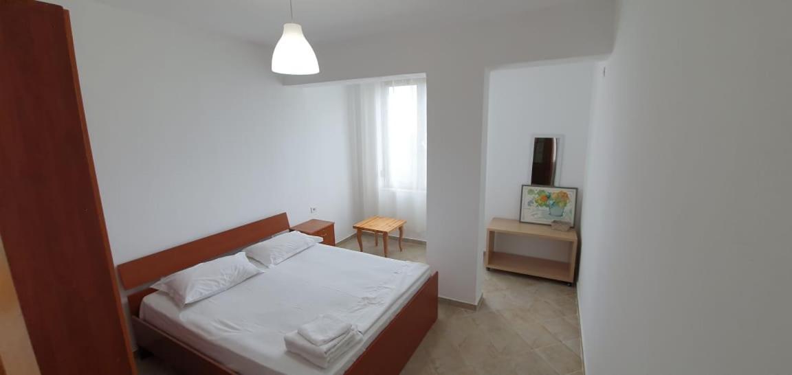 Seaview Apartment Borsh Εξωτερικό φωτογραφία