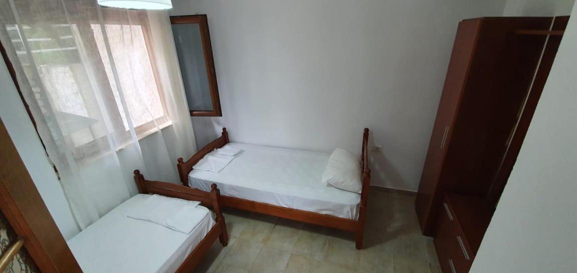 Seaview Apartment Borsh Εξωτερικό φωτογραφία
