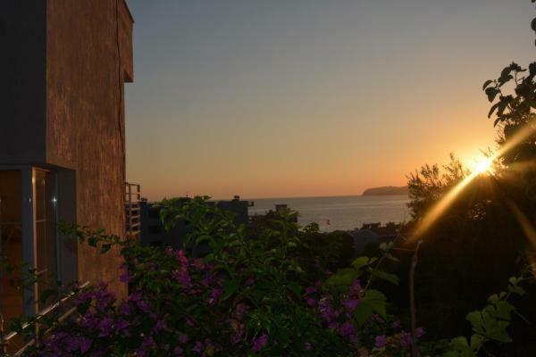 Seaview Apartment Borsh Εξωτερικό φωτογραφία